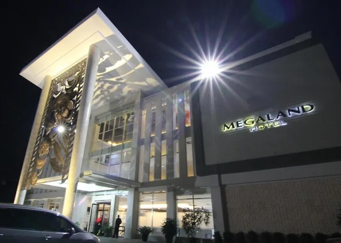 Megaland Hotel Solo